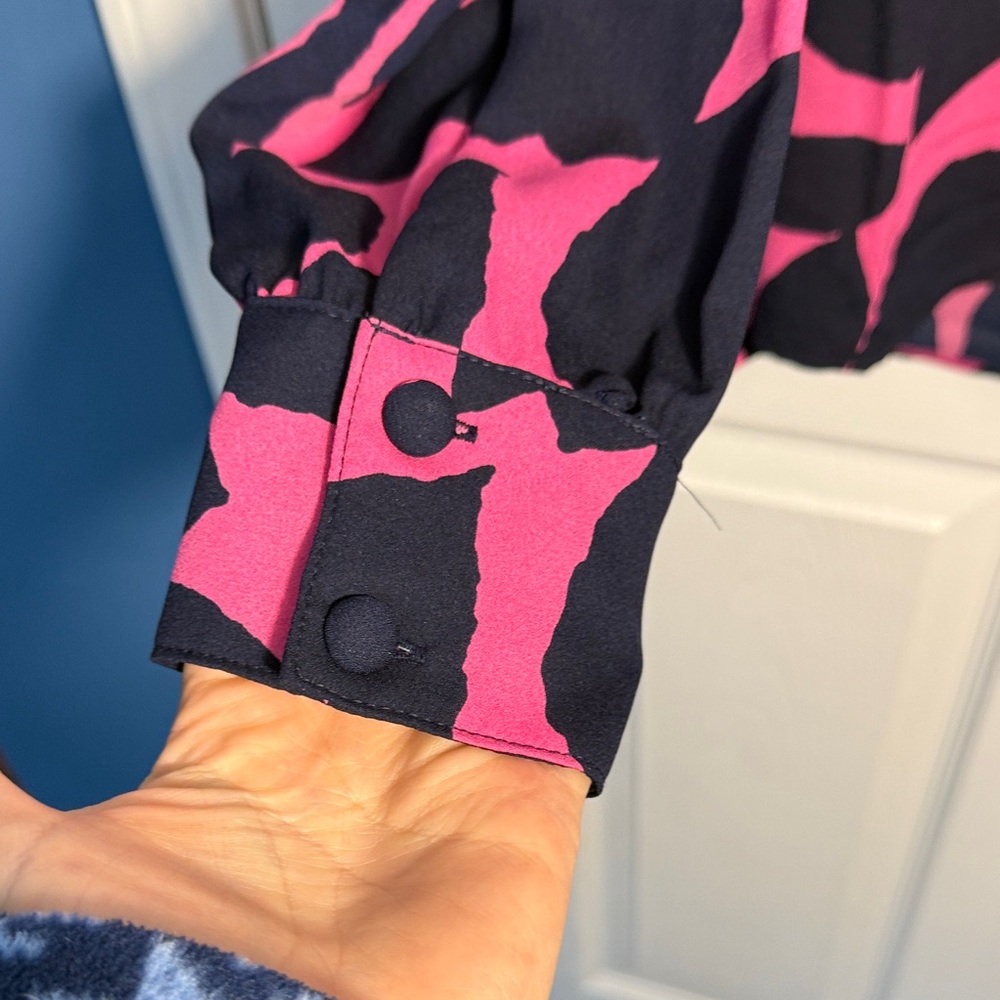 Belle by Kim Gravel Vibrant Pink and Black Blouse - Picture 3 of 6